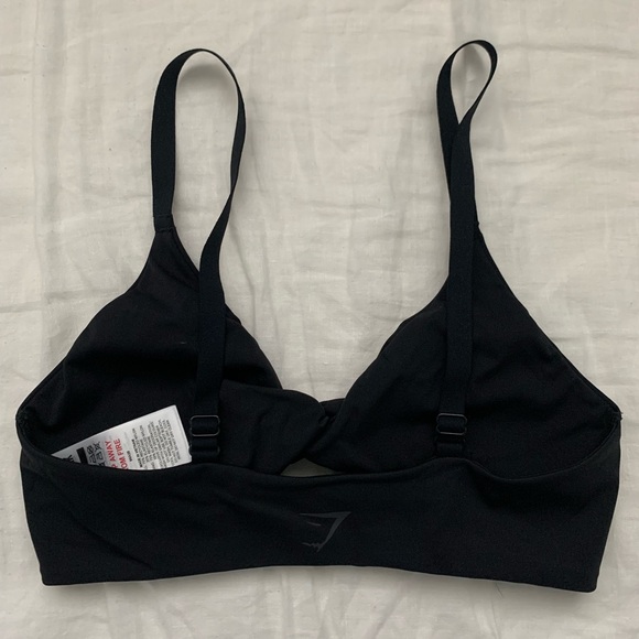 Ruched sports bra and Twist front bralette - Picture 7 of 12